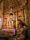 Interior y retablo iglesia de santiago de Ribadavia